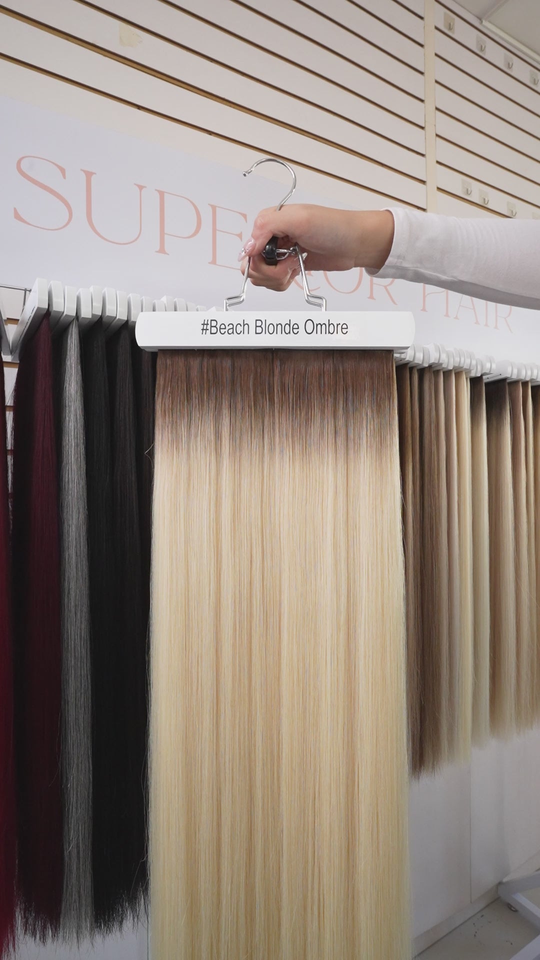 Load video: #Beach Blonde Ombre Flat Tip Extensions