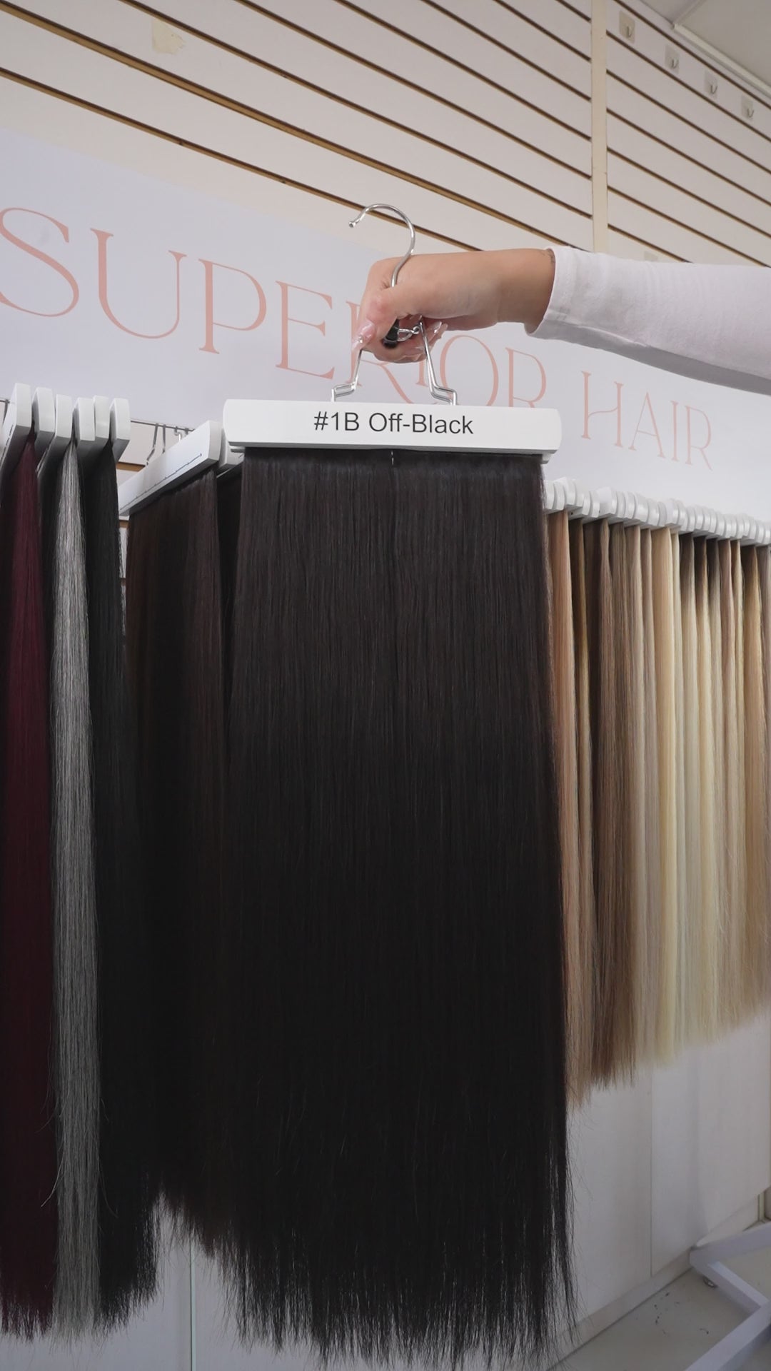 Load video: #1B Off-Black Flat Tip Extensions