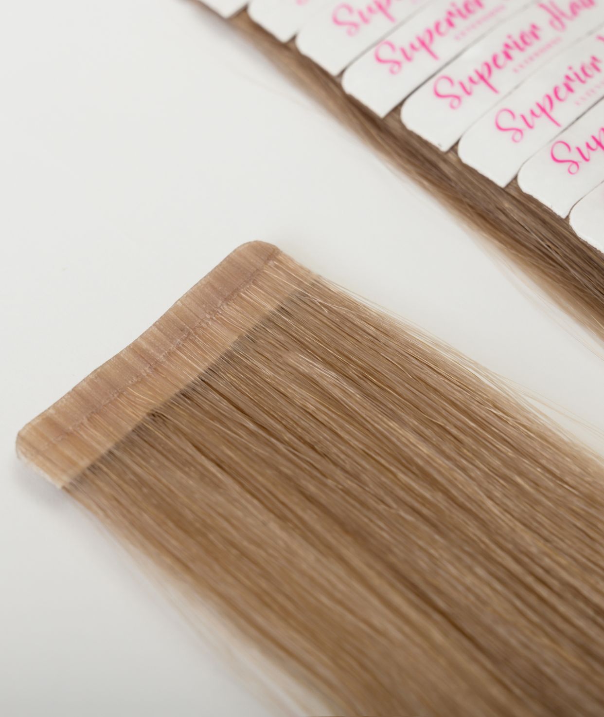 #16 Caramel Dark Blonde Seamless Tape In Extensions