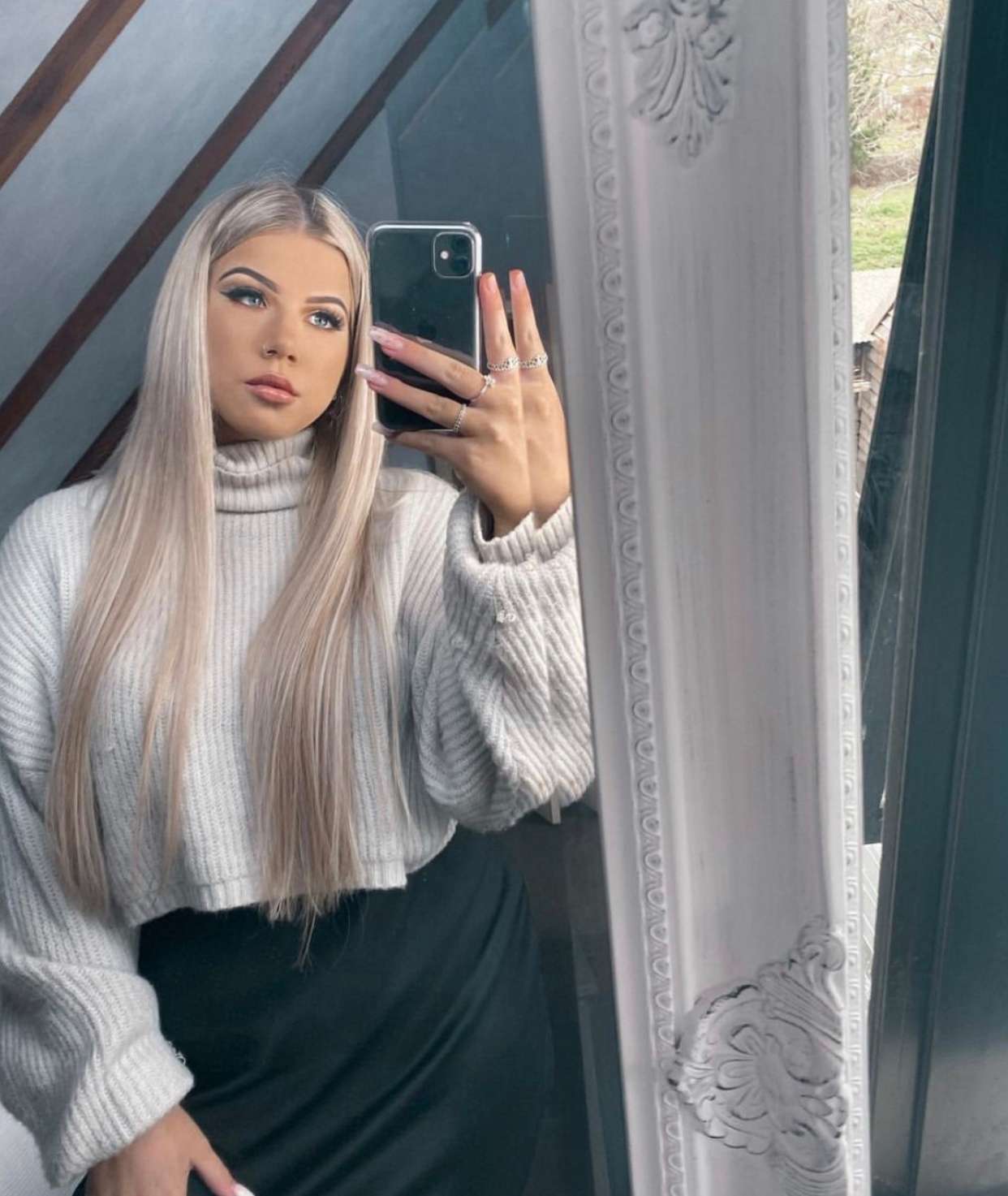 #18/60 Pearl Ash Blonde Highlights Butterfly Genius Weft Extensions