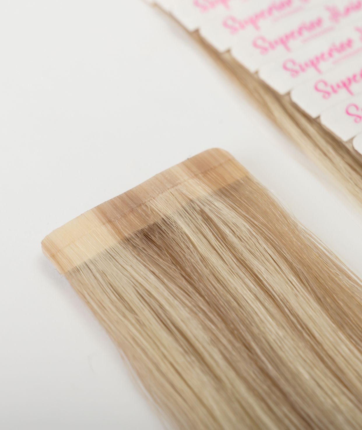 #18/613 Ash Blonde Highlights Seamless Tape In Extensions