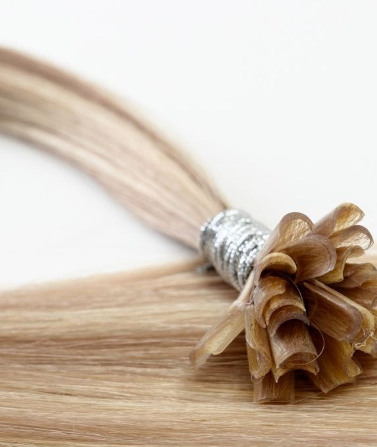 #18/613 Ash Blonde Highlights Pre Bonded U Tip Extensions