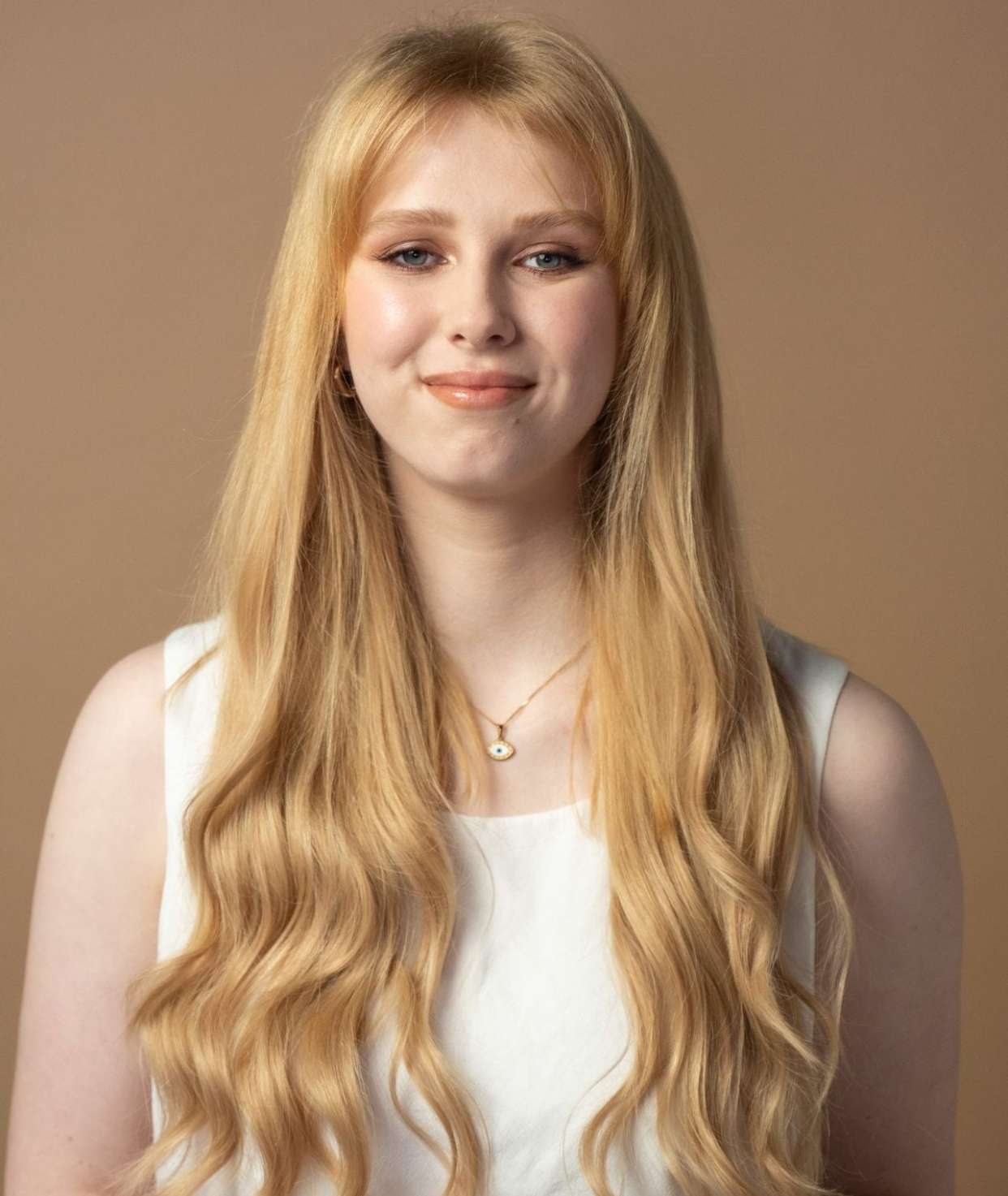 #23 Golden Blonde Seamless Clip In Hair Extensions