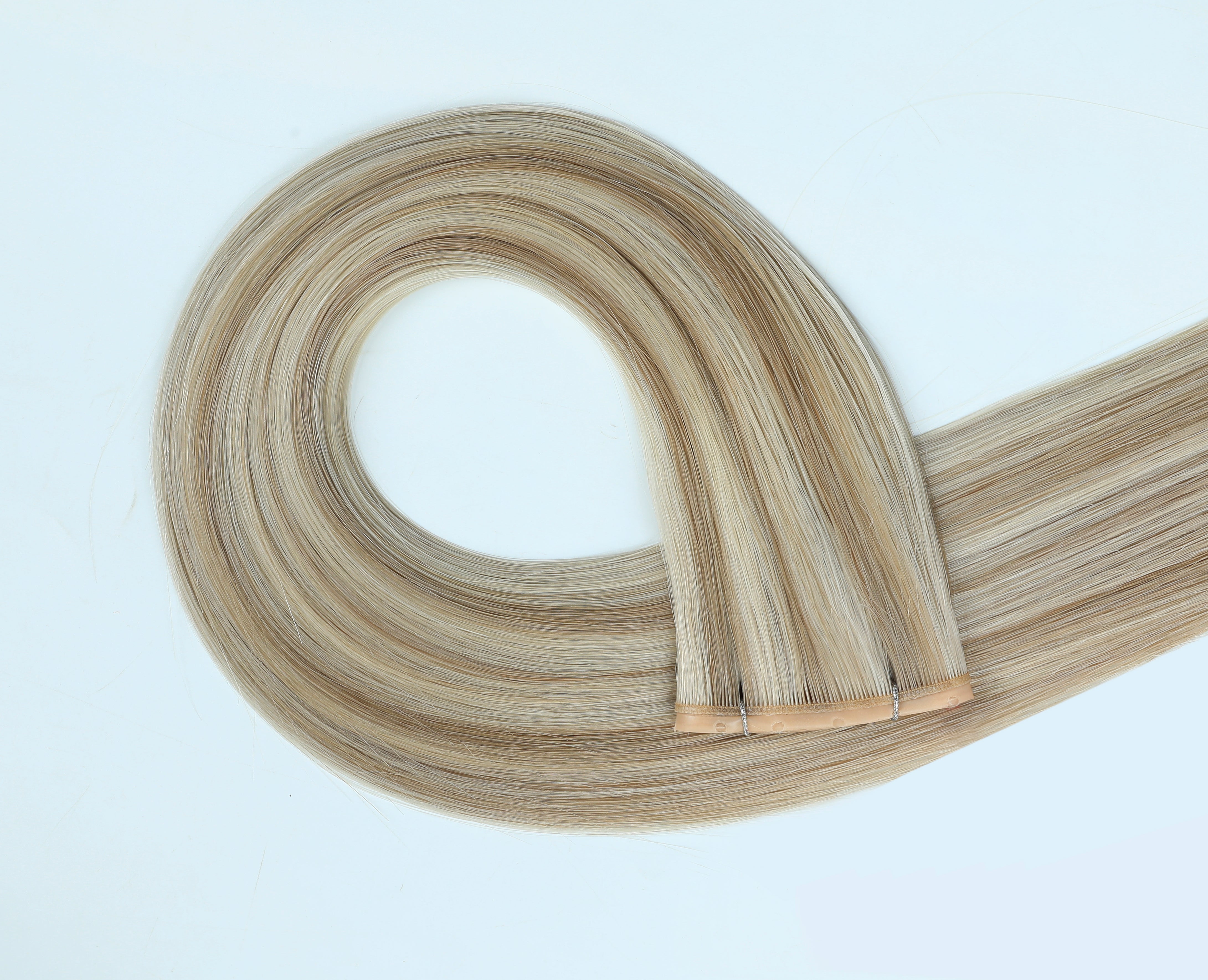 #18/613 Ash Blonde Highlights Butterfly Genius Weft Extensions