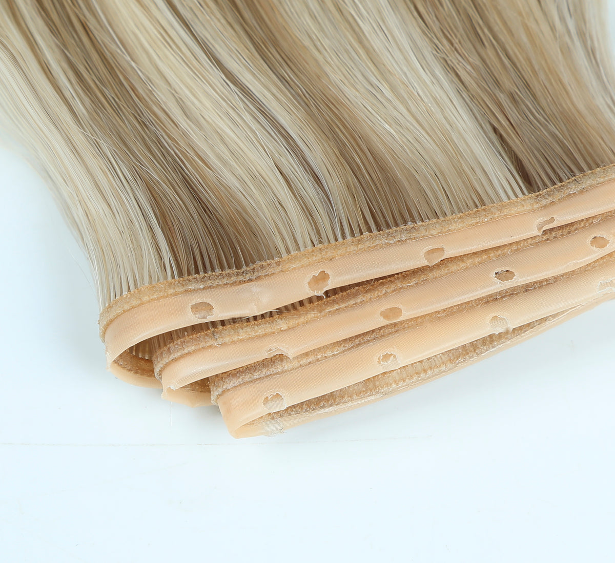#18/613 Ash Blonde Highlights Butterfly Weft Extensions