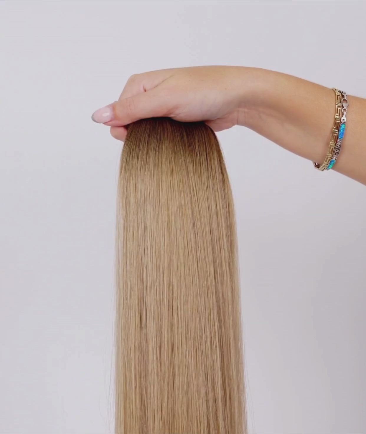 Load video: #Rooted Champagne Chestnut Butterfly Genius Weft Extensions(NEW)
