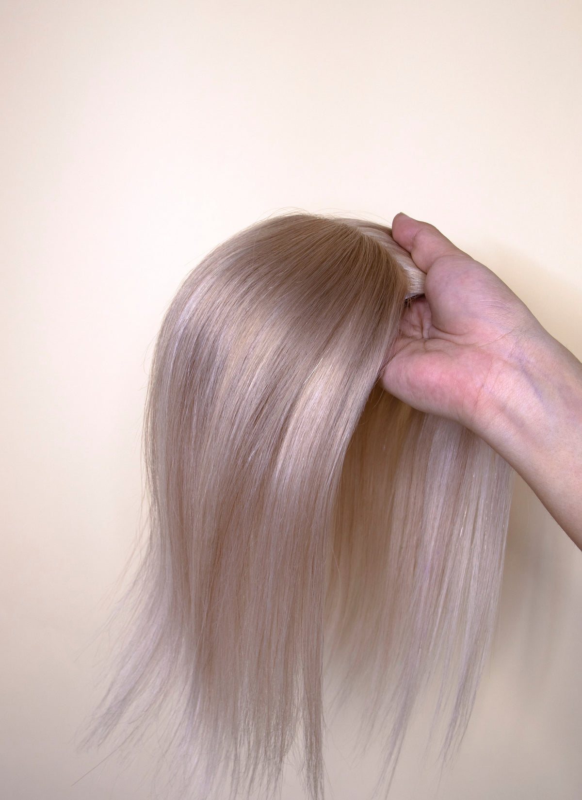 #18/60 Pearl Ash Blonde 12&quot; Human Hair Topper